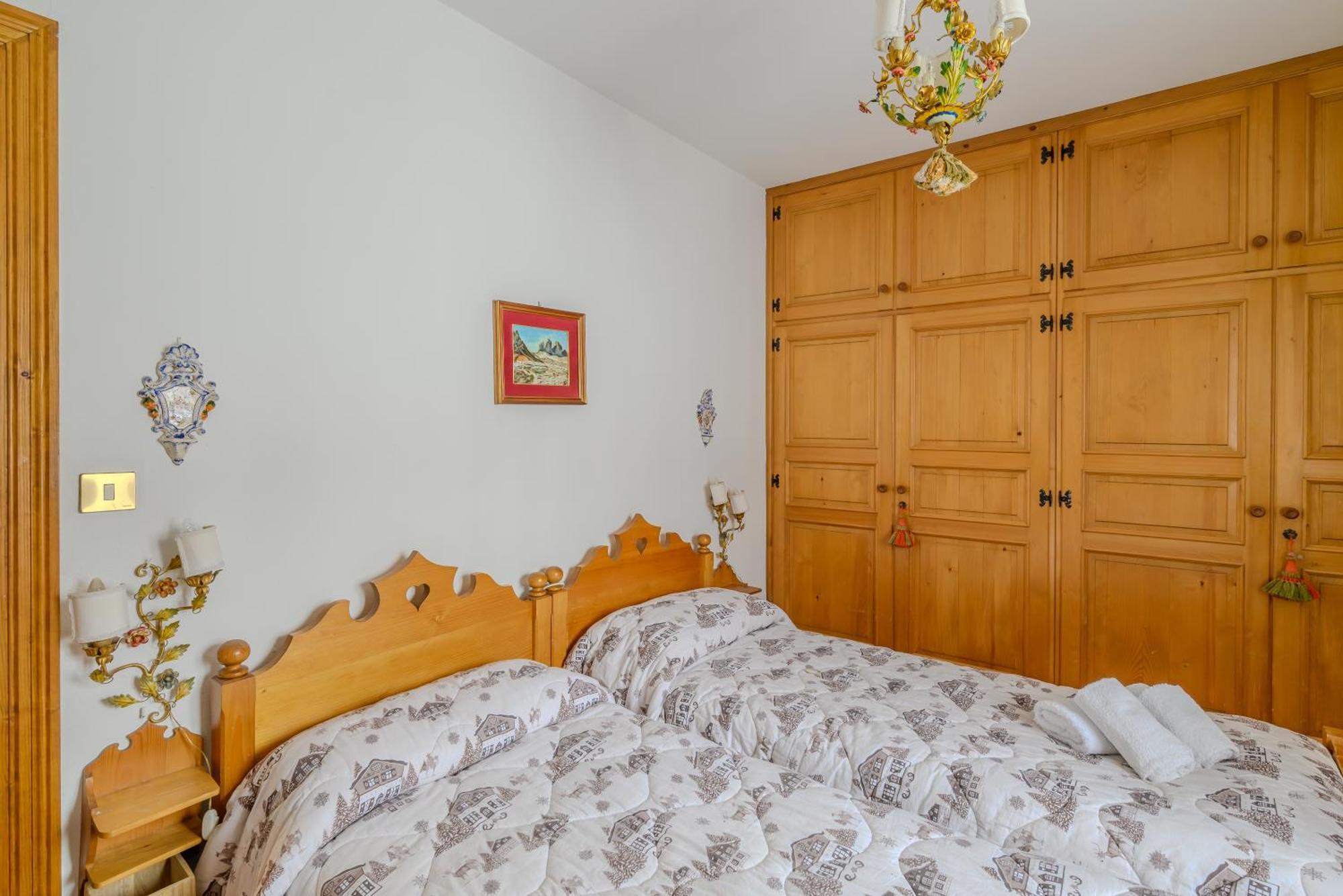 Ca' Dello Scoiattolo Apartment Cortina d'Ampezzo Bagian luar foto