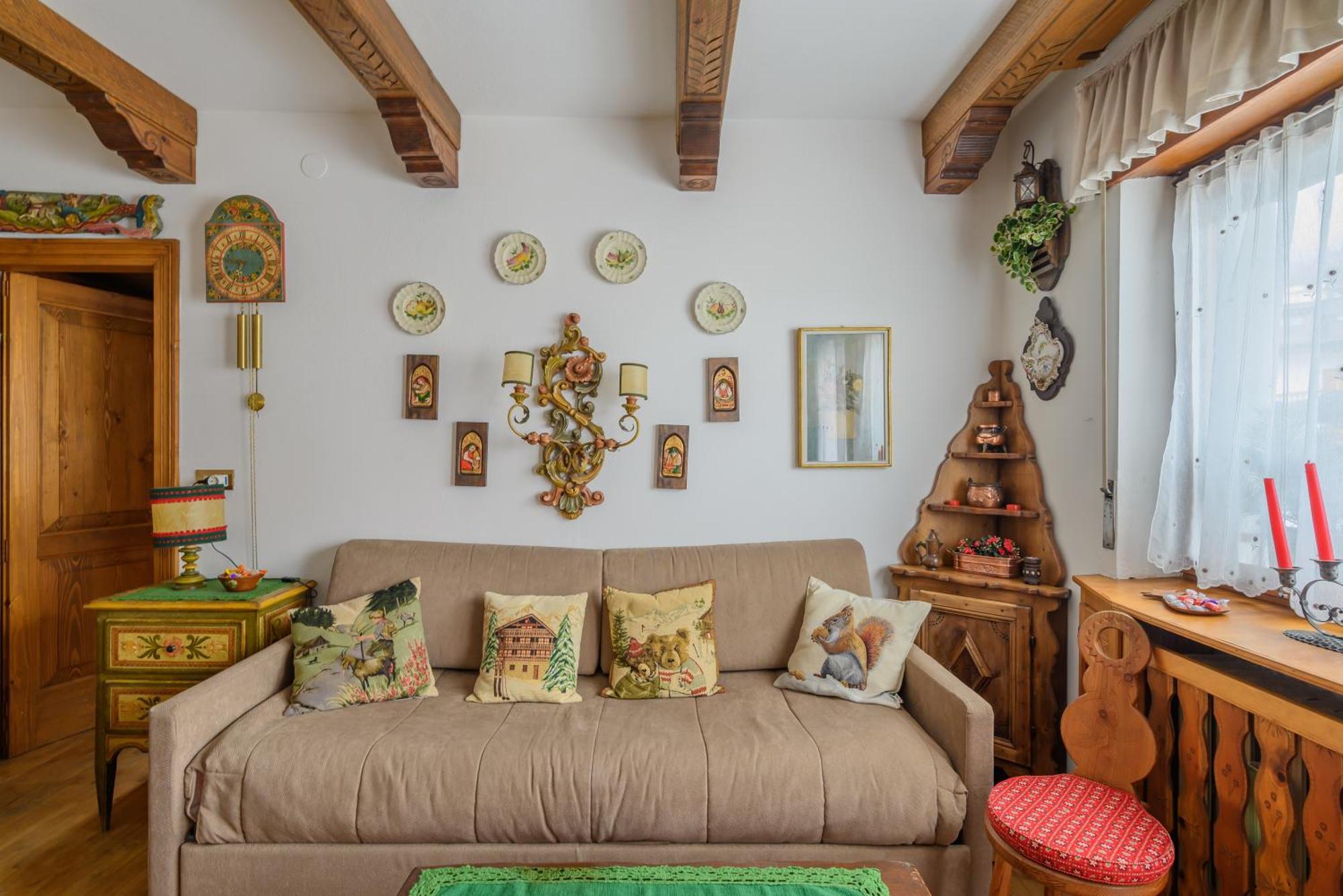 Ca' Dello Scoiattolo Apartment Cortina d'Ampezzo Bagian luar foto
