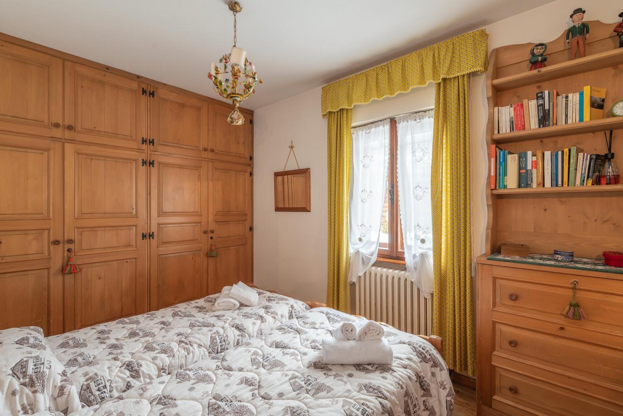 Ca' Dello Scoiattolo Apartment Cortina d'Ampezzo Bagian luar foto