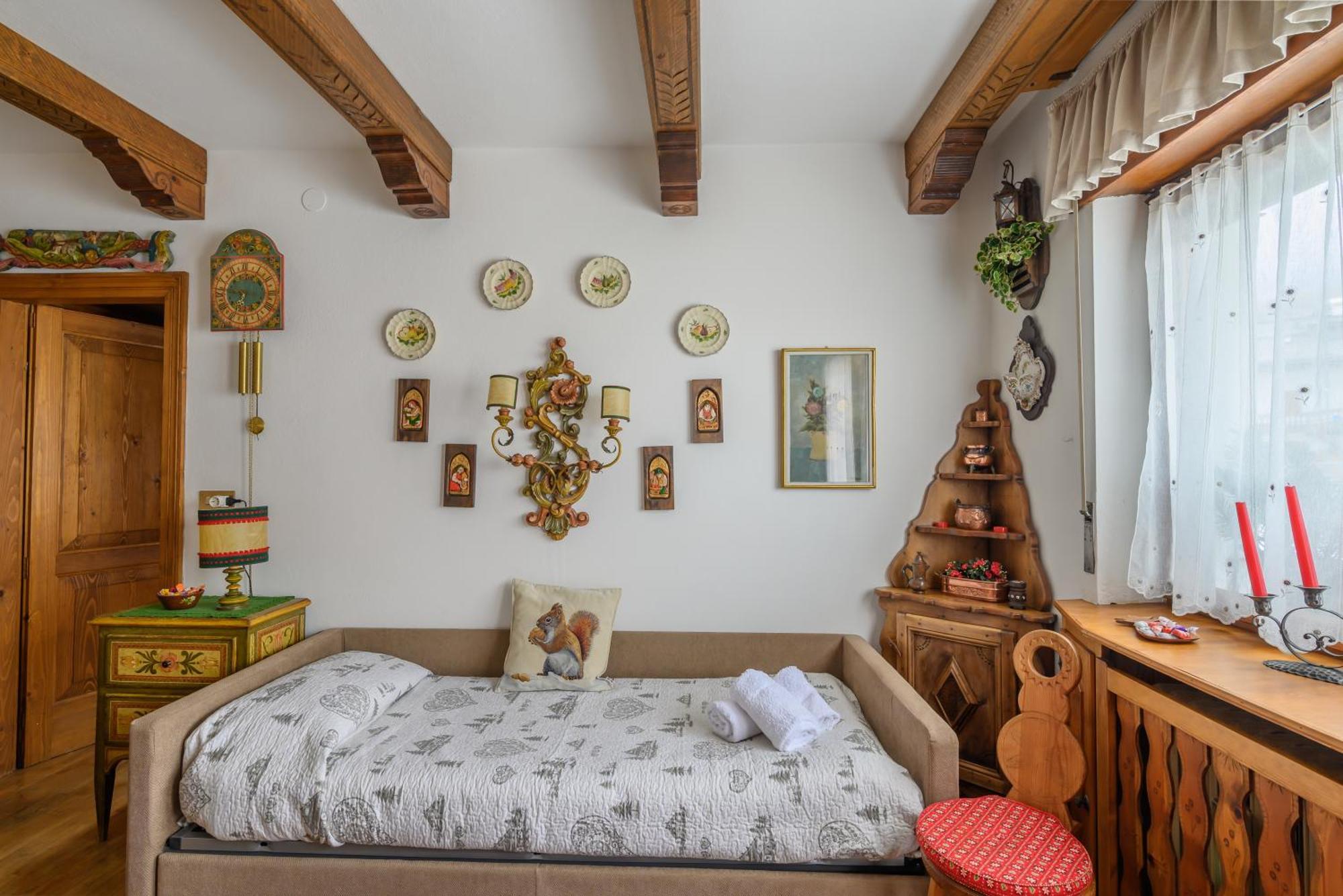 Ca' Dello Scoiattolo Apartment Cortina d'Ampezzo Bagian luar foto
