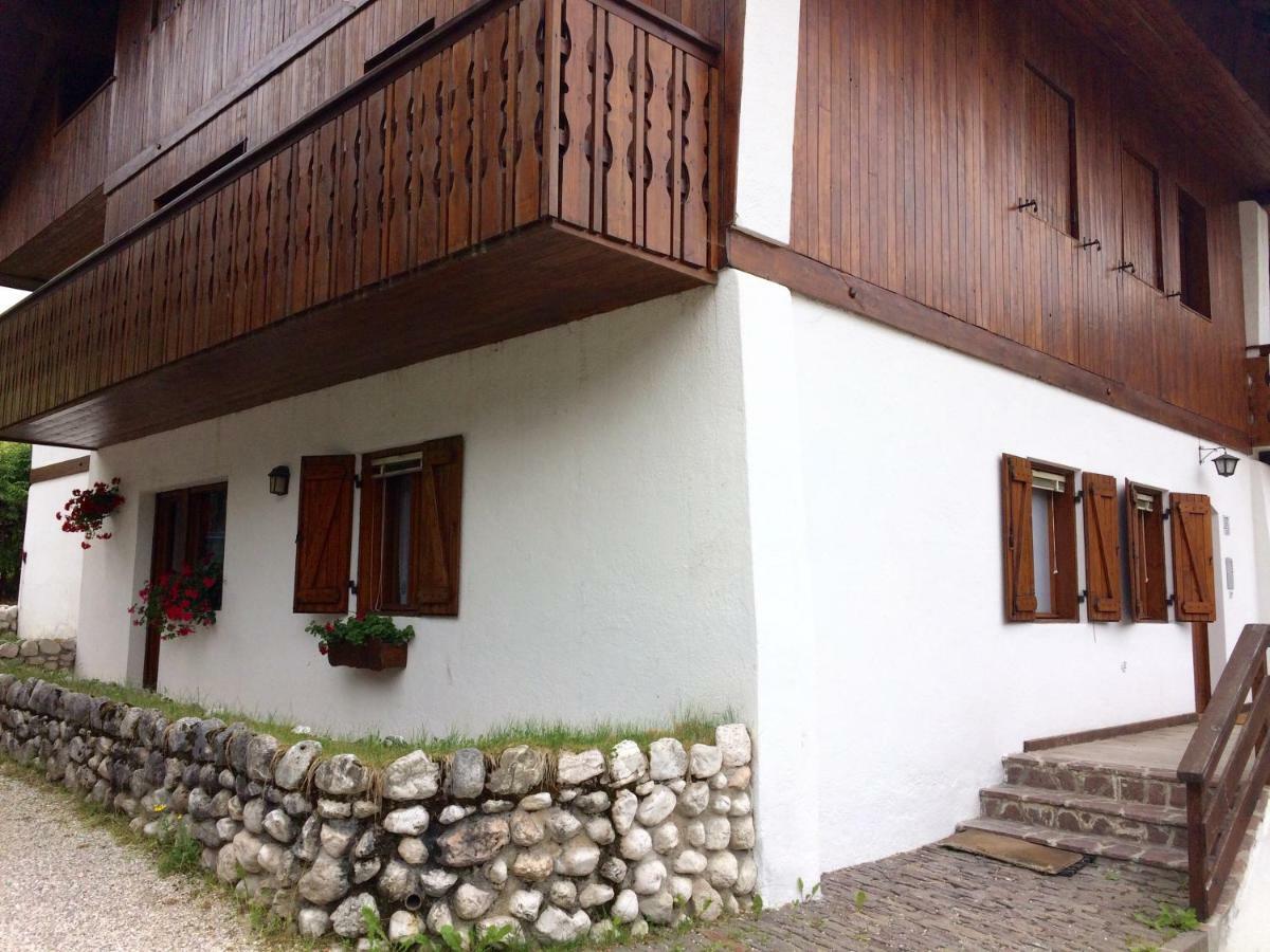 Ca' Dello Scoiattolo Apartment Cortina d'Ampezzo Bagian luar foto